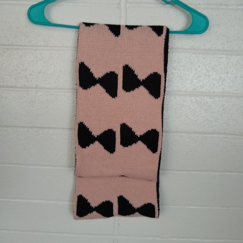 Bow Scarf